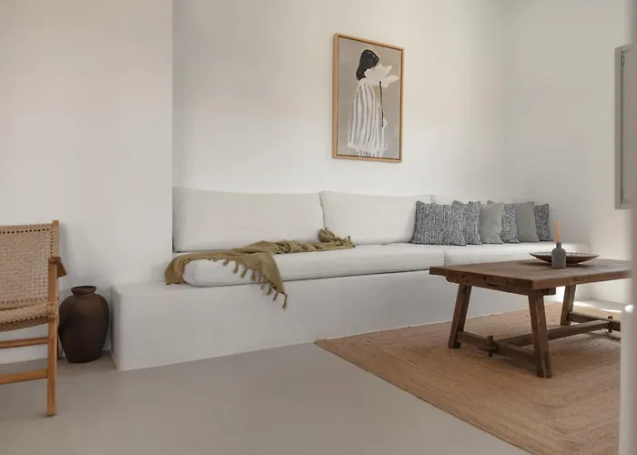 Siora Of Paros - Two * Naousa (Paros)